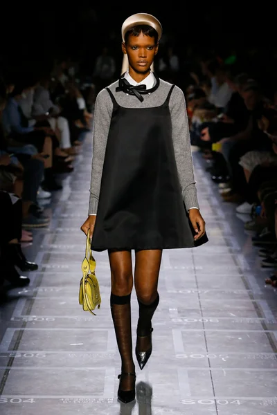 Look 13